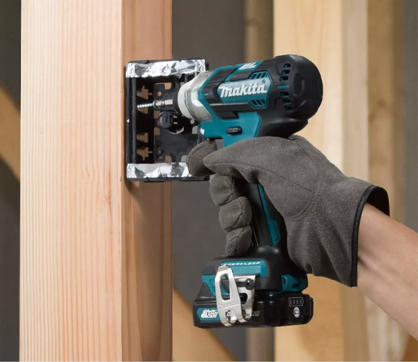 Máy vặn vít dùng pin Makita TD111DSAJ