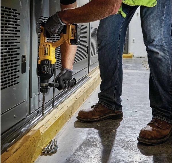 Máy khoan cầm tay Dewalt DCH133D2 18V-BL 3 chức năng