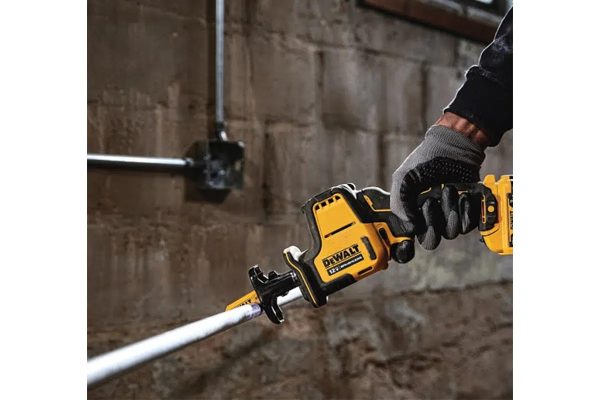 Máy cưa cầm tay Dewalt DCS312N-KR 12v