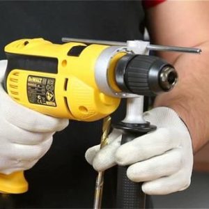 Máy khoan cầm tay Dewalt DWD022K-B1 550W-10mm