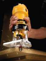 Máy phay cầm tay Dewalt DWE6000-B1 7/8 HP