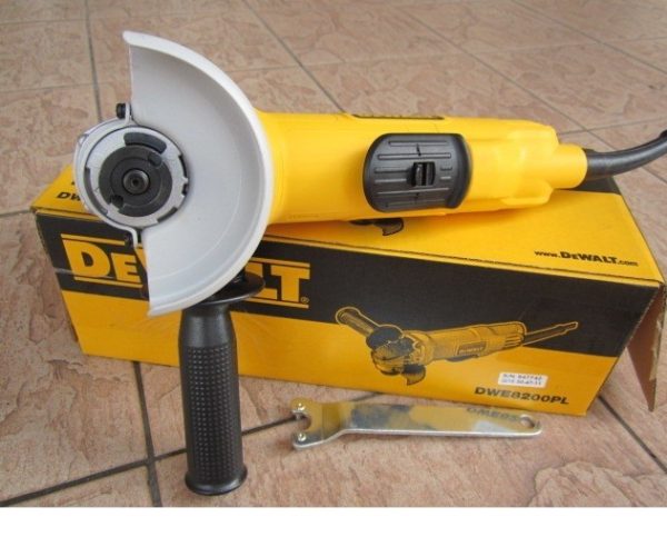 Máy mài cầm tay Dewalt DWE8210PL-B1 125mm-850W