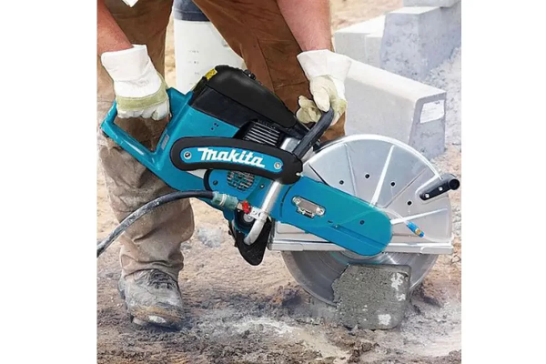 Máy cắt bê tông chạy xăng Makita EK8100WS