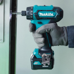 Máy vặn vít dùng pin Makita M6901D001 (18V)