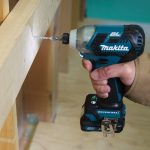 Máy vặn vít dùng pin Makita TD111DZ (Thân máy) (không kèm pin sạc)