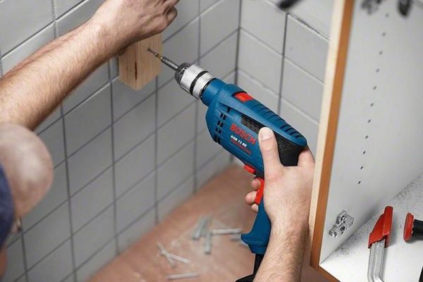 Máy hút bụi dùng pin Makita CL111DWI