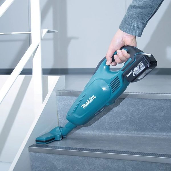 Bộ sản phẩm máy hút bụi Makita DLX2248PT1