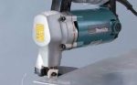 Máy cắt tôn Makita JS3200