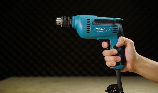 Máy khoan Makita M6001B (10mm)