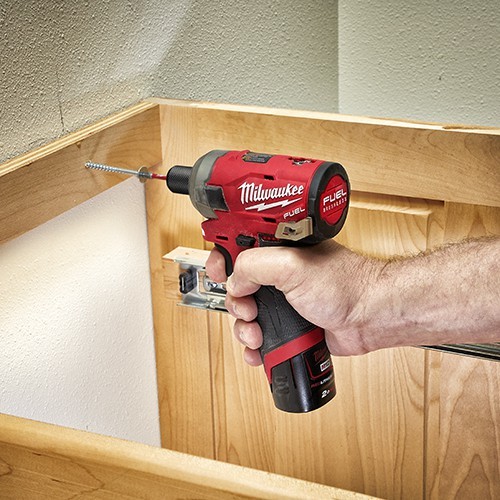 Máy vặn vít thủy lực Milwaukee M12 FQID-0C