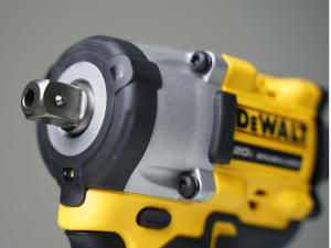 Máy Siết Bulong Cầm Tay Dewalt DCF922M2 (Kèm 02 Pin 4.0 + Sạc)