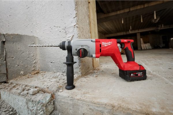 Máy khoan bê tông dùng pin Milwaukee M18 BLHACD26 (26mm)