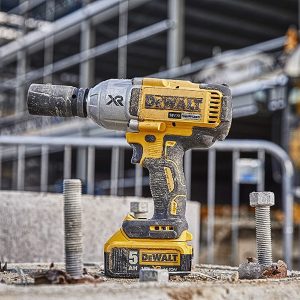 Máy siết bu lông dùng pin Dewalt DCF897NT-XJ (18V)( Không kèm hộp nhựa)